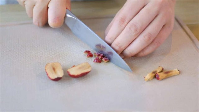 藕粉红枣大米糕的做法 1岁宝宝食谱