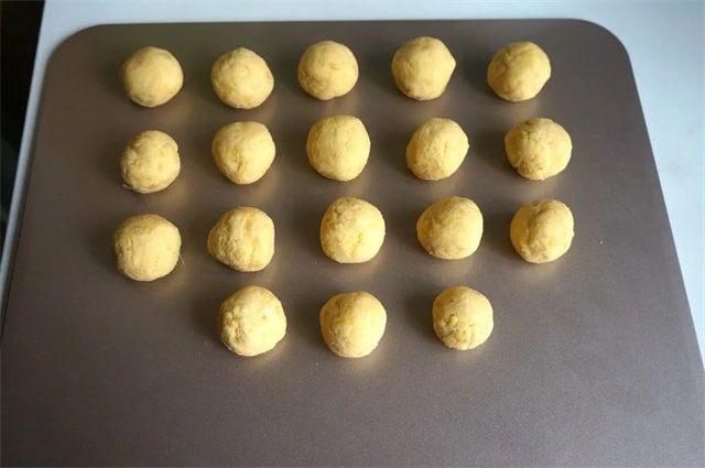 空气炸锅烤红薯芝麻球