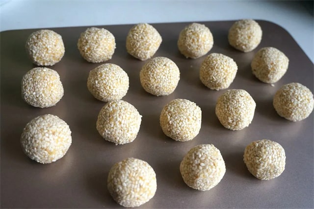 空气炸锅烤红薯芝麻球