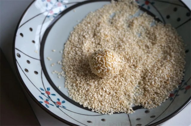 空气炸锅烤红薯芝麻球