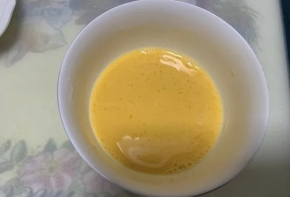 香蕉厚蛋烧的做法 宝宝营养早餐食谱