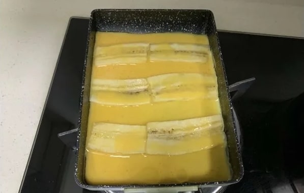 香蕉厚蛋烧的做法 宝宝营养早餐食谱