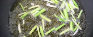 葱白煮水煮多久 葱白水怎么煮