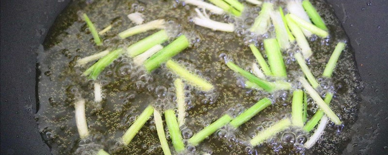 葱白煮水煮多久 葱白水怎么煮