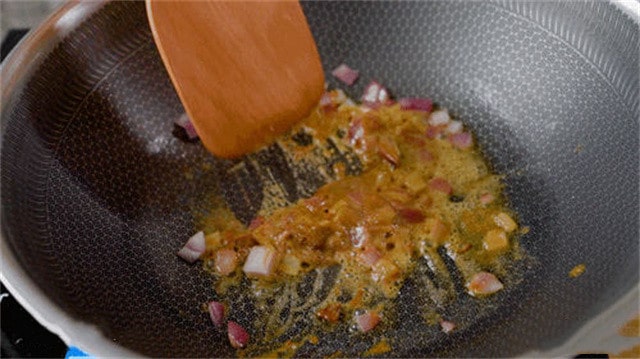 咖喱炒饭的做法