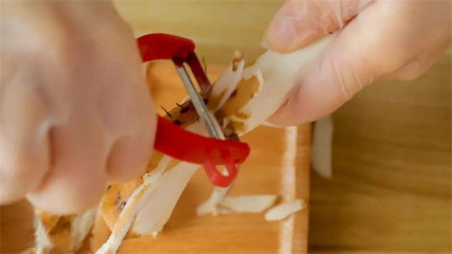 山药玉米胡萝卜排骨汤的做法