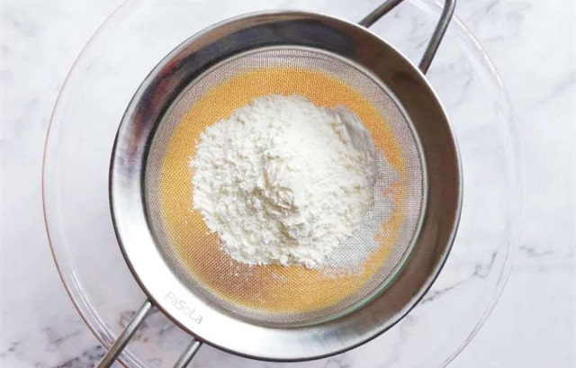 肉松纸杯蛋糕的做法