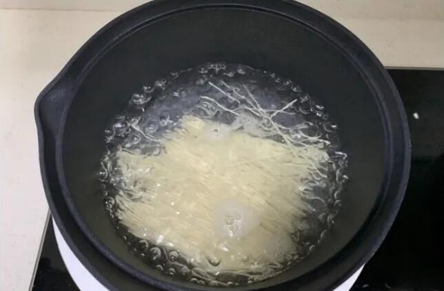 烤冷面的做法宝宝吃