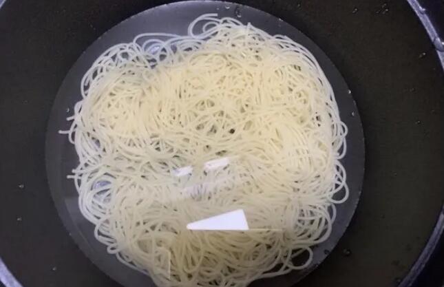 烤冷面的做法宝宝吃