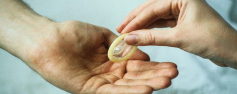 如何正确使用避孕套注意事项