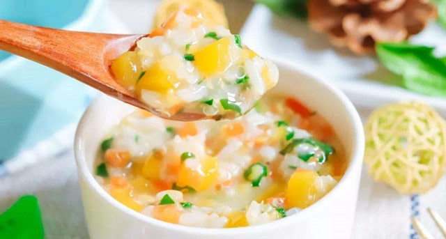 婴儿如何添加辅食的四个阶段