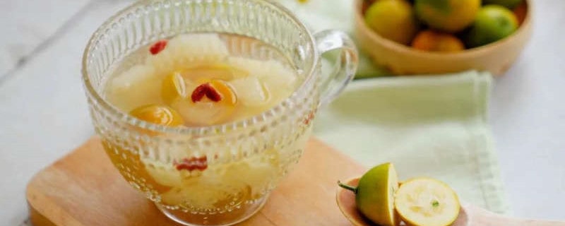 金桔冰糖雪梨水的做法