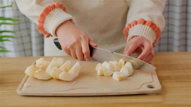 金桔冰糖雪梨水的做法