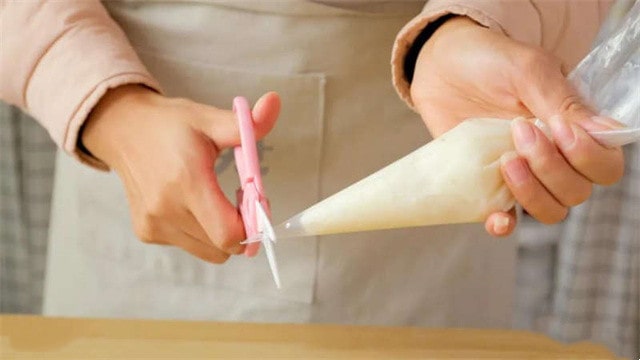 草莓山药雪人的做法