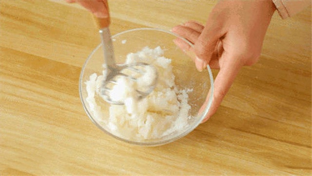 草莓山药雪人的做法