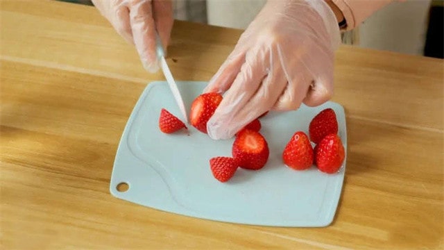 草莓山药雪人的做法