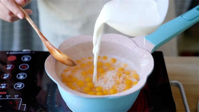 南瓜糯米丸子羹的做法