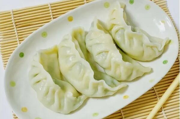 大个韭菜馅饺子