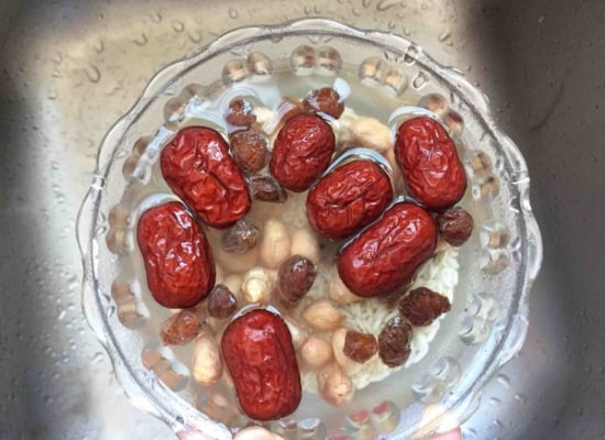 传统腊八粥的8种材料