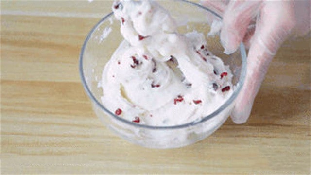 蔓越莓山药条的做法