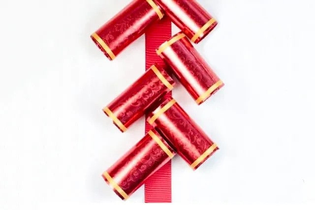 新年鞭炮手工制作串鞭炮