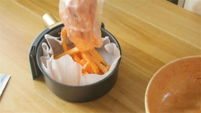 空气炸锅自制宝宝薯条的做法