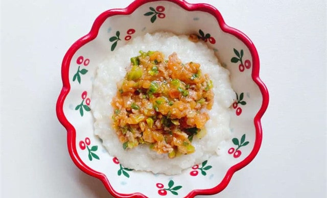 番茄牛肉燕麦粥的做法 宝宝营养早餐粥