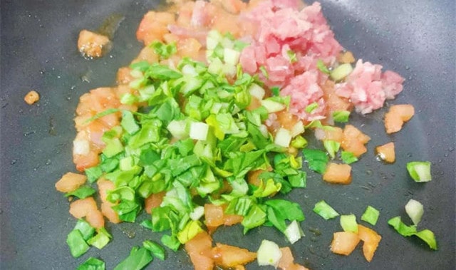 番茄牛肉燕麦粥的做法 宝宝营养早餐粥