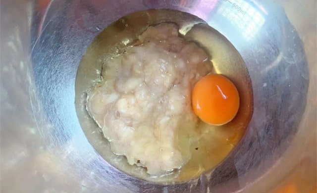 香蕉蔓越莓麦芬蛋糕的做法