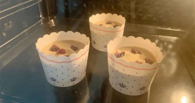 香蕉蔓越莓麦芬蛋糕的做法