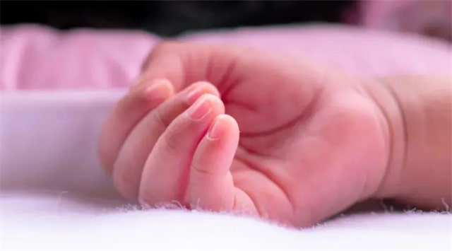 宝宝指甲透露的5种健康信号