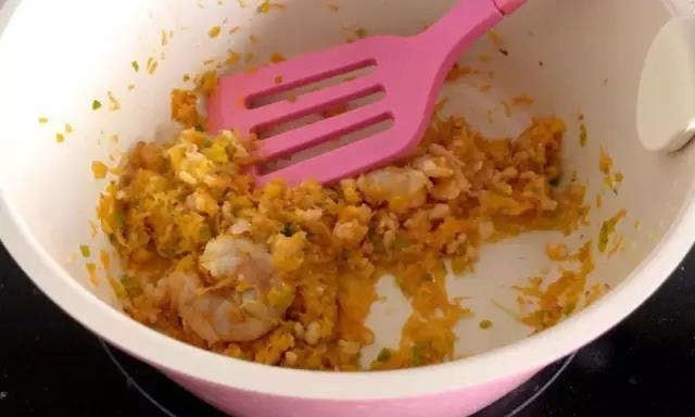 鲜虾南瓜焗饭的做法