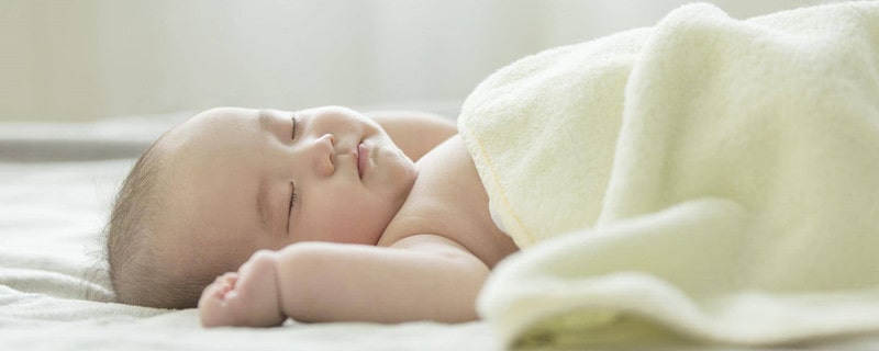 新生儿白天不睡觉怎么办
