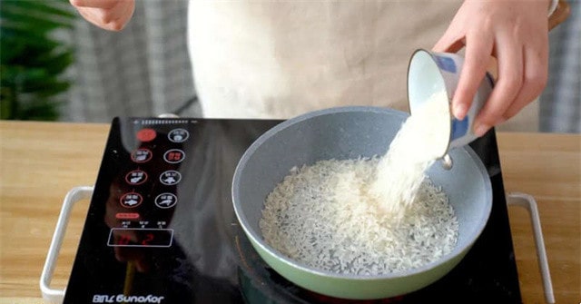 炒米姜茶的做法