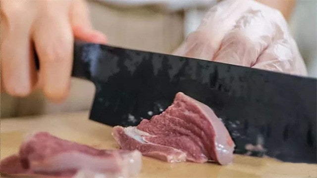 西芹炒猪肝的做法