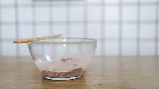 西芹炒猪肝的做法