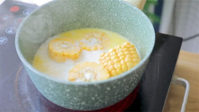 奶香玉米的做法