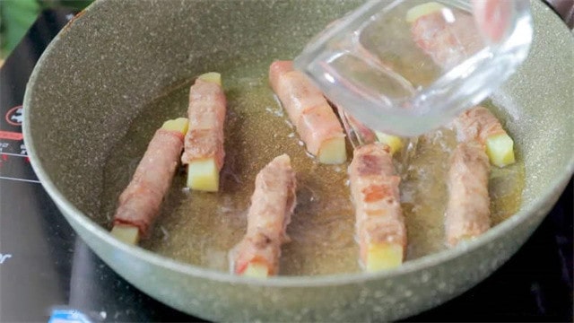 肥牛土豆小排骨的做法