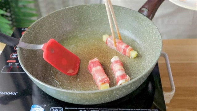 肥牛土豆小排骨的做法