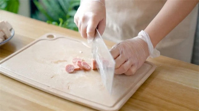 芋头干贝虾皮饭焖饭的做法