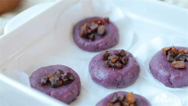 紫薯红枣糯米糕的做法