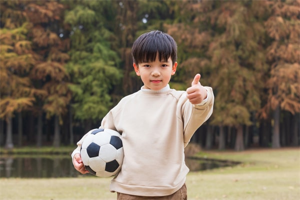 清明节出生的男孩起名