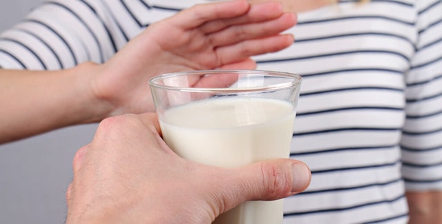 这几类孕妇不建议喝牛奶