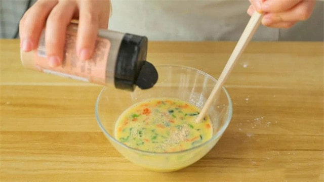 早点小吃菠菜厚蛋烧的做法