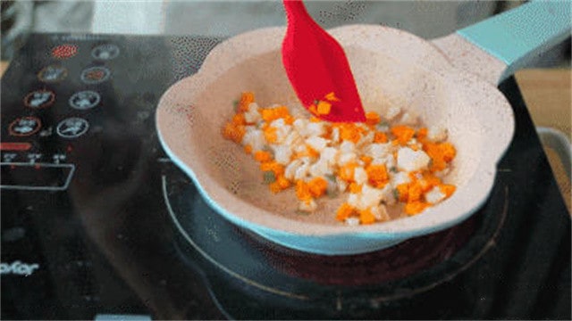 儿童营养早餐 土豆贝柱小圆饼的做法