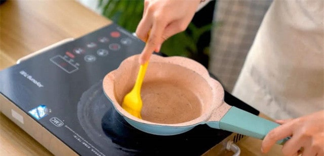 虾仁鸡蛋卷的做法