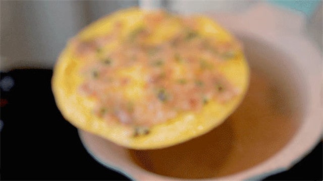 虾仁鸡蛋卷的做法