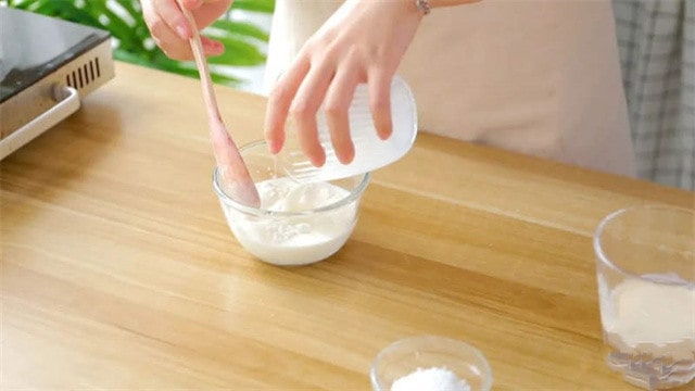 鲜奶青团的做法