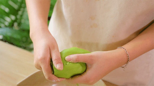 鲜奶青团的做法