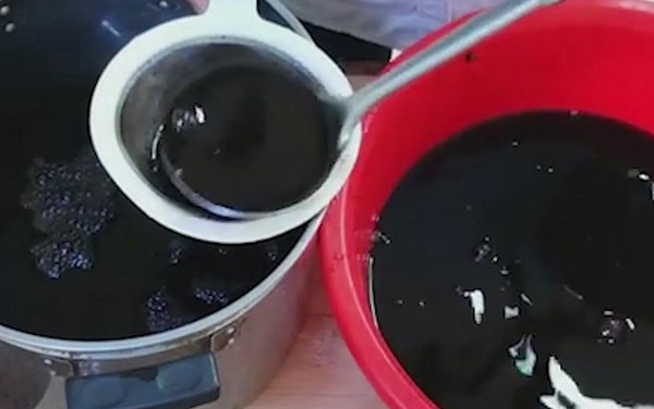 烧仙草是什么做的